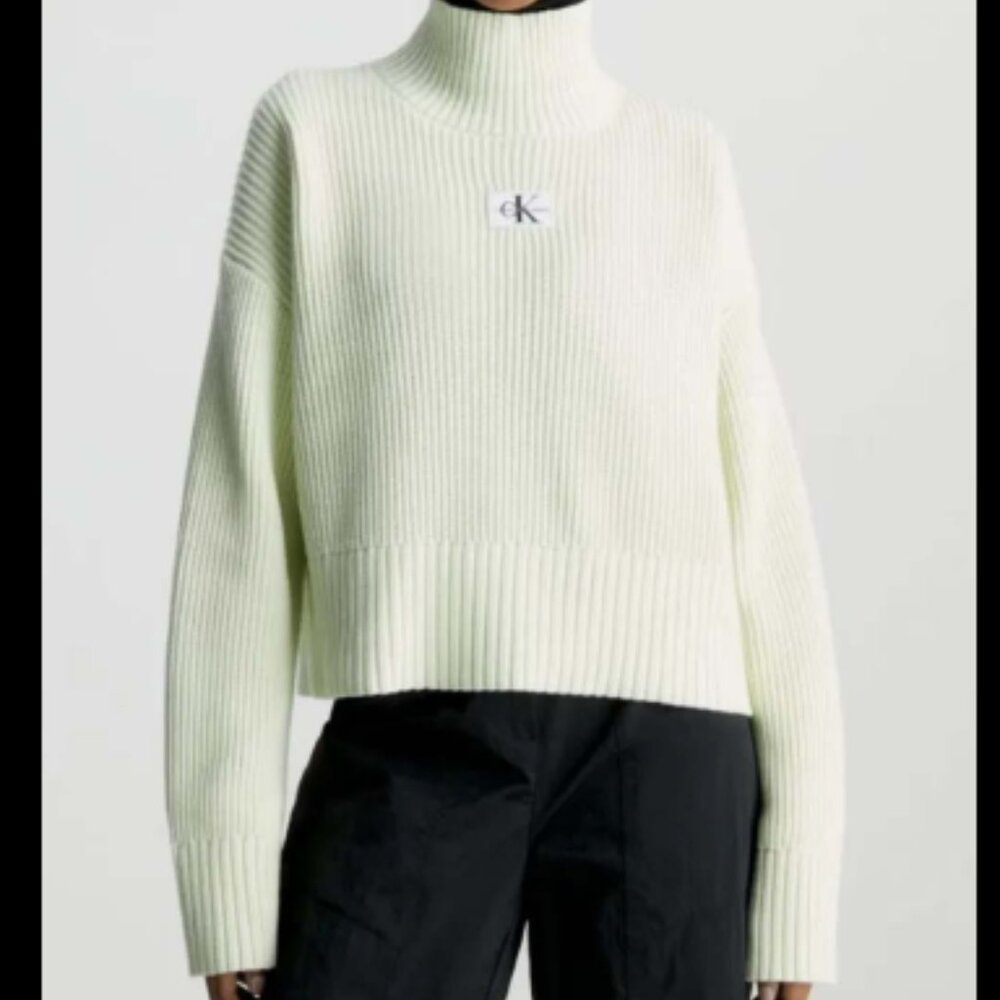 Calvin Klein Jeans Ribbed Knit Mock Neck Sweater, Soft Mint Green - Women Medium